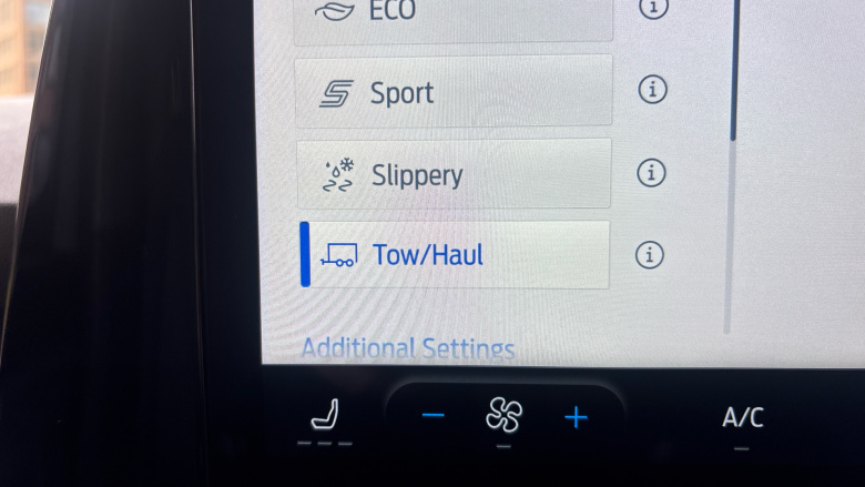 Ford Transit Custom E-320 L1 Rwd 100kW 65kWh H1 Van Limited Auto